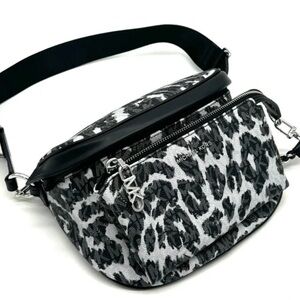 Michael Kors Medium Slater Sling Pack Chain Messenger Crossbody Bag Black Multi